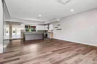 Photo #5: 260014921 Listing 