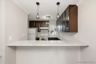 Photo #3: 260014939 Listing 