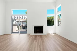 Photo #6: 260014965 Listing