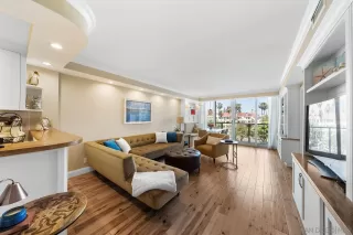 Photo #2: 260014987 Listing
