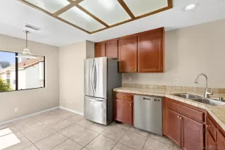 Photo #6: 260014997 Listing