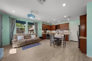 Photo #1: 260014999 Listing 
