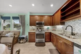 Photo #4: 260014999 Listing 