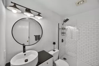 Photo #3: 260015011 Listing 