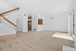 Photo #6: 260015031 Listing 