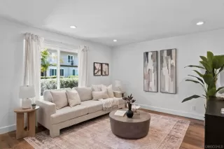 Photo #5: 260015036 Listing