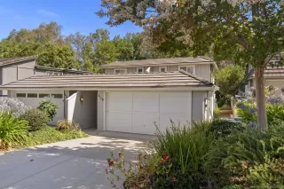 Photo #1: 260015056 Listing