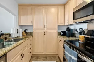 Photo #2: 260015060 Listing