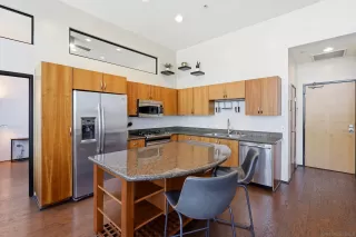 Photo #6: 260015090 Listing