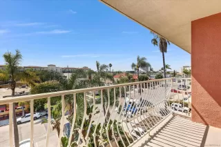 Photo #2: 260015147 Listing