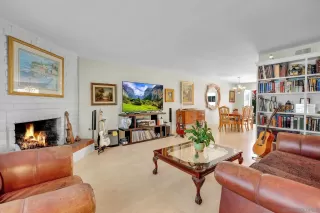 Photo #4: 260015153 Listing