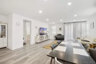 Photo #3: 260015239 Listing