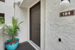 Photo #2: 260015287 Listing 