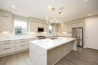 Photo #2: 260015348 Listing 