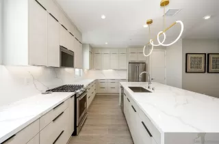 Photo #3: 260015348 Listing 