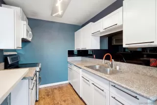 Photo #2: 260015374 Listing 
