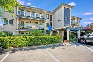 More Details about MLS # 260015379 : 1616 CIRCA DEL LAGO UNIT C #108