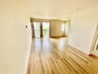 Photo #3: 260015385 Listing 