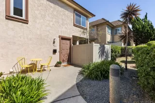 Photo #1: 260015393 Listing 