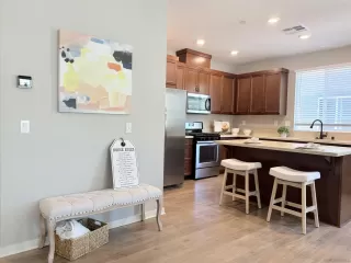 Photo #3: 260015411 Listing 