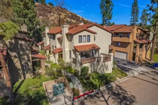 Photo #5: 260015418 Listing 