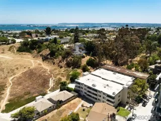 Photo #3: 260015426 Listing