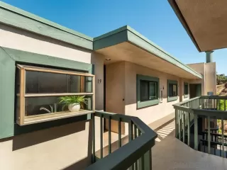 Photo #4: 260015426 Listing