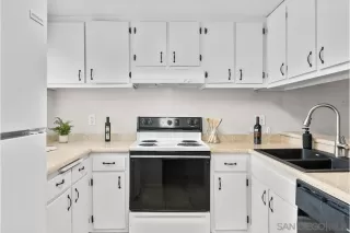 Photo #4: 260015428 Listing 