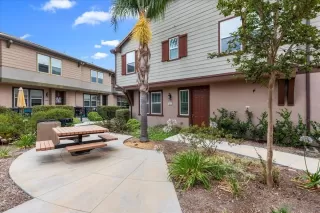 Photo #2: 260015516 Listing 