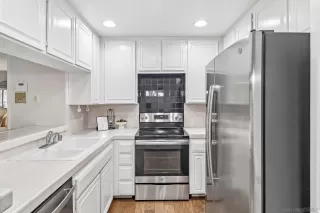 Photo #5: 260015531 Listing 
