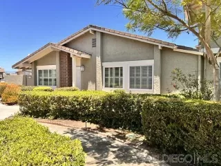 Photo #1: 260015563 Listing 
