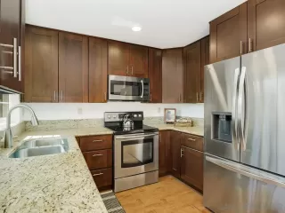Photo #5: 260015598 Listing 