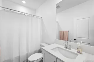 Photo #4: 260015638 Listing 