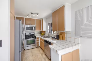Photo #6: 260015678 Listing 