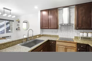 Photo #6: 260015840 Listing 