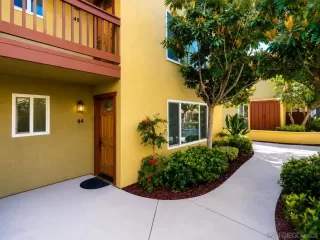 Photo #2: 260015865 Listing