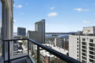 Photo #4: 260015870 Listing