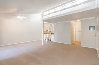 Photo #3: 260015923 Listing 