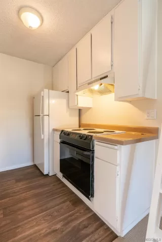 Photo #5: 260015923 Listing 