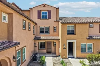 Photo #1: 260015929 Listing 