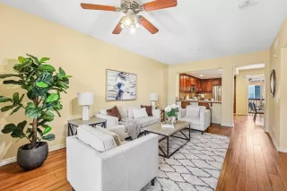 Photo #4: 260015929 Listing 