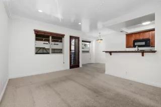 Photo #2: 260015930 Listing 