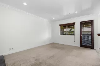 Photo #3: 260015930 Listing 
