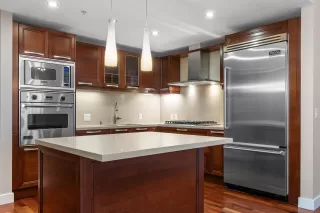 Photo #5: 260015987 Listing