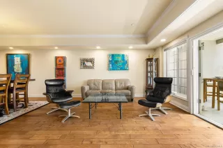 Photo #4: 260016002 Listing