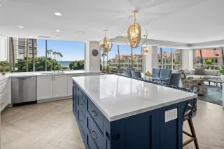 Photo #5: 260016020 Listing