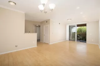 Photo #3: 260016035 Listing 