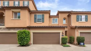 Photo #1: 260016064 Listing