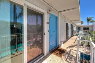 Photo #3: 260016066 Listing