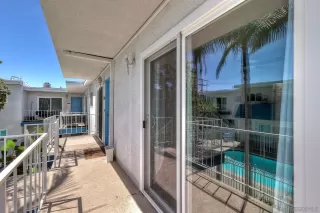 Photo #4: 260016066 Listing